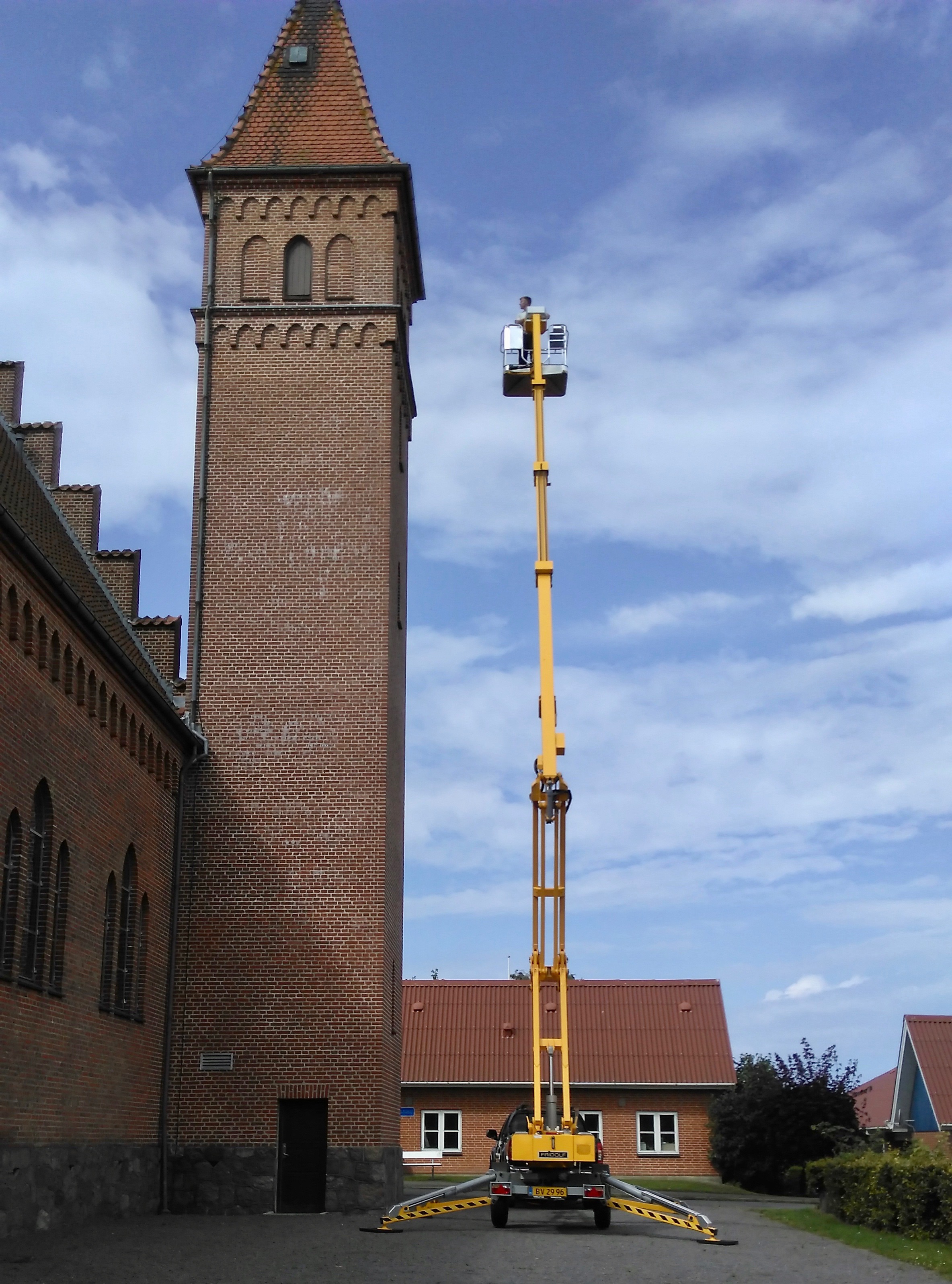 23 meter knækarmslift - billede 2