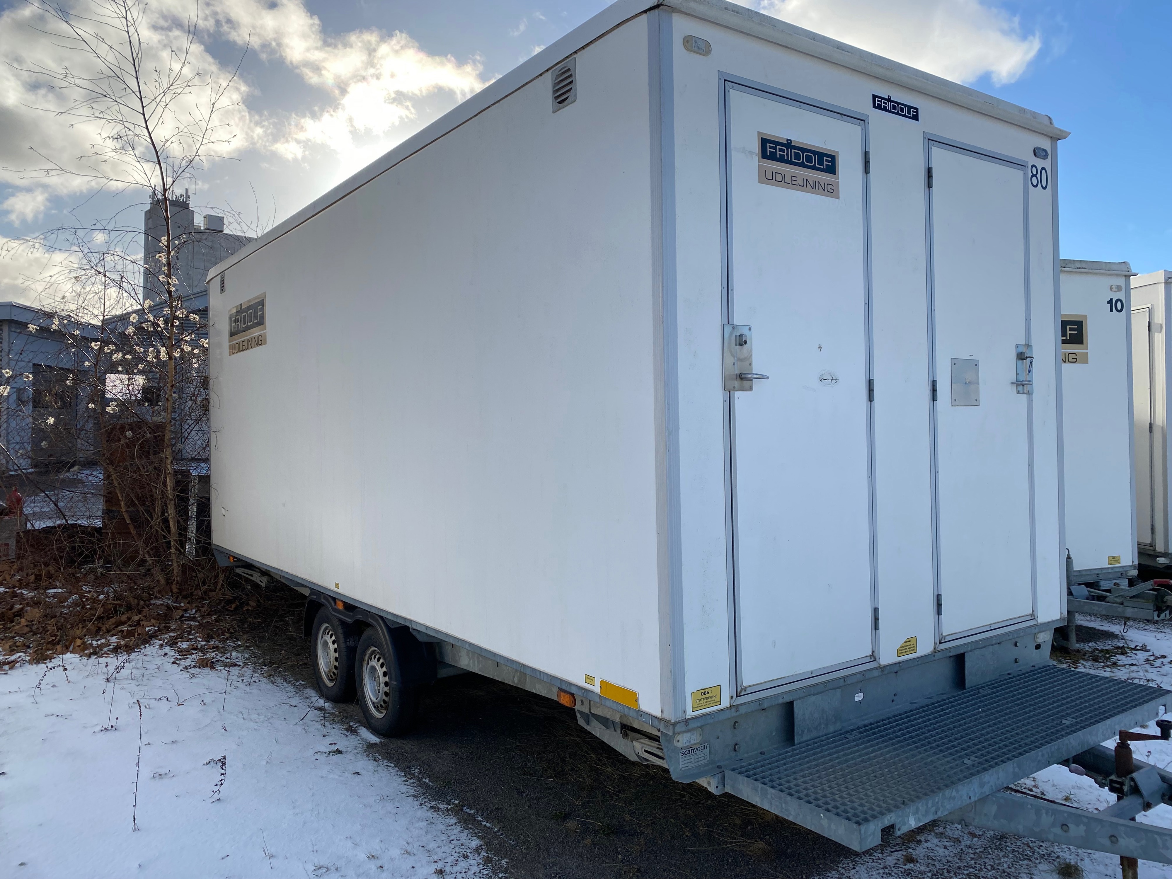 Kontorvogn med toilet 9 pers